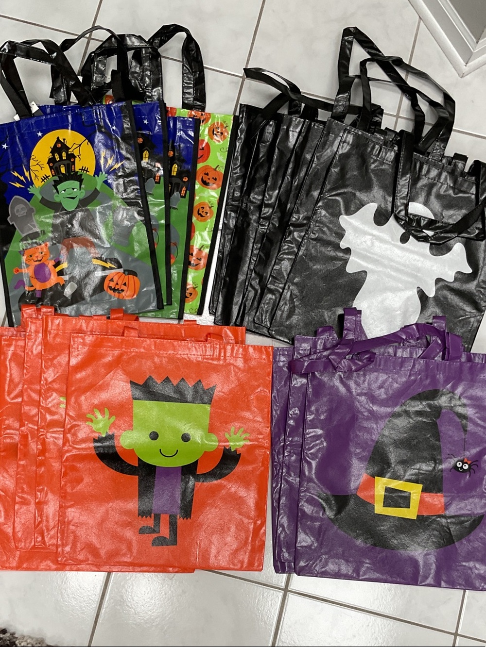 Halloween Trick-or-Treat Tote Bag Set - Orange, Purple, Black (19 BAGS)